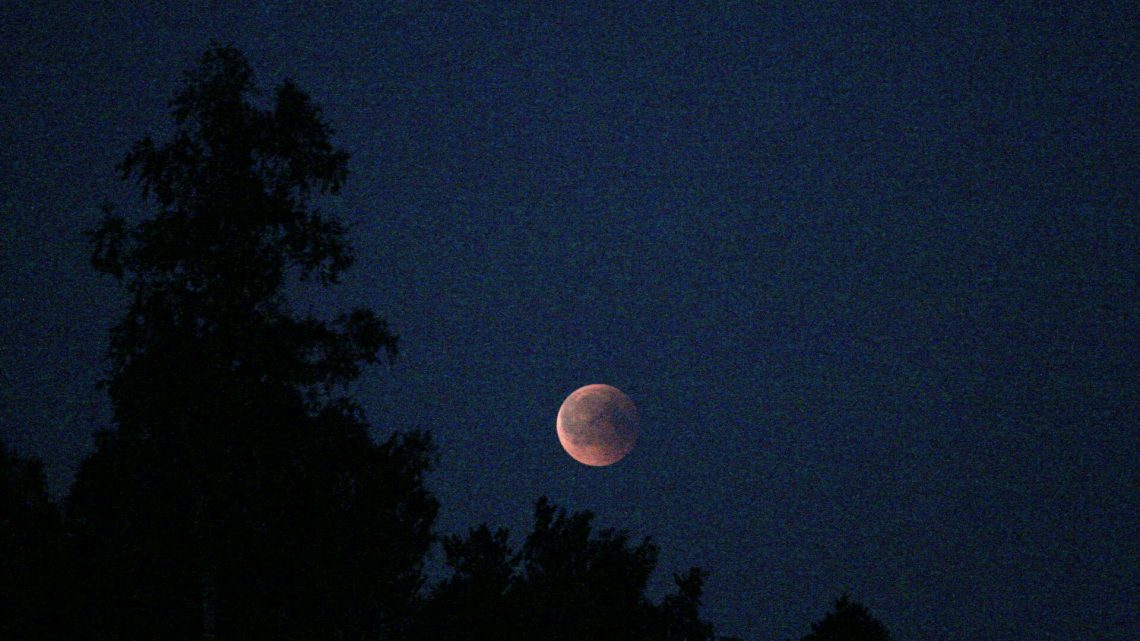 Soleil et Lune fidèles au poste